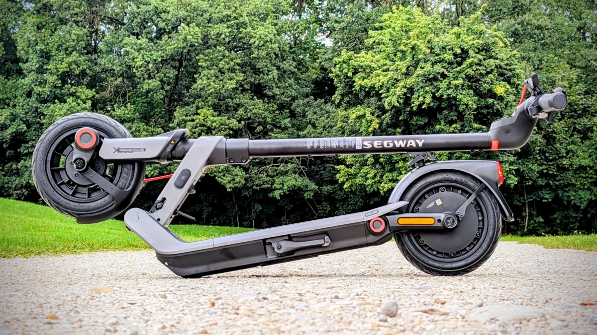 Segway Ninebot E3 Pro Test: E-Scooter mit Blinker & Vollfederung für