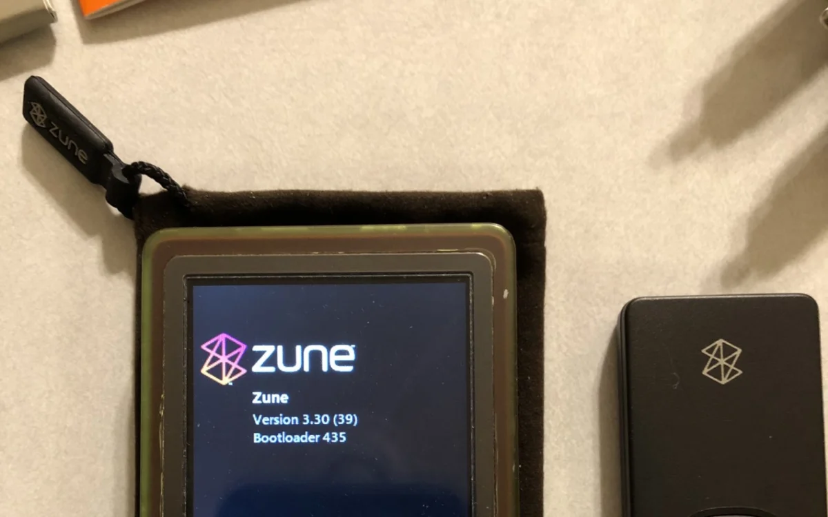 Brown Microsoft's Zune Music-Video Player w/Accessories
