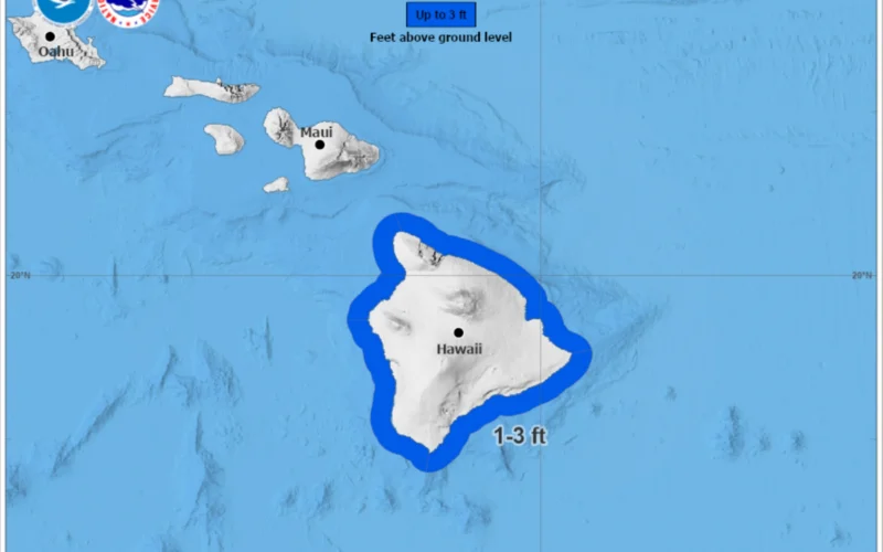 Nolo strengthens as it turns north toward Big Island; hurricane