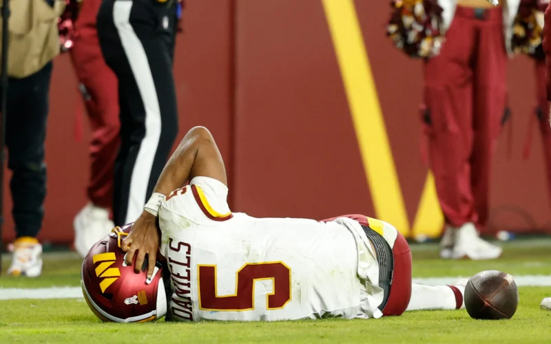 Washington Commanders quarterback Jayden Daniels suffers horror injury