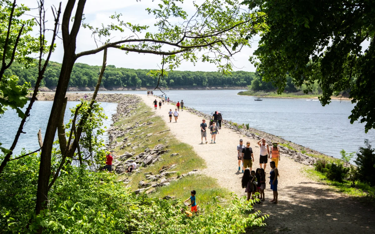 Iowa teacher and 10-year-old die at Lake MacBride State Park