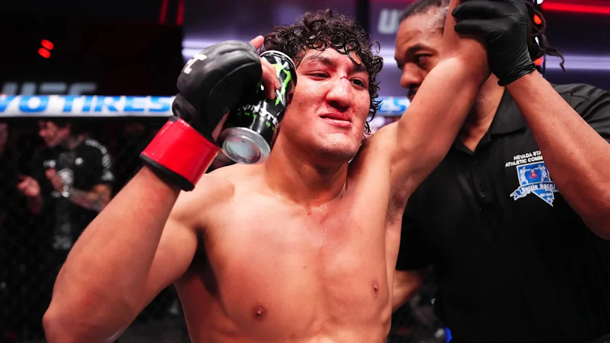 Raúl Rosas Jr. stops Raoni Barcelos in fifth round at UFC Vegas 121