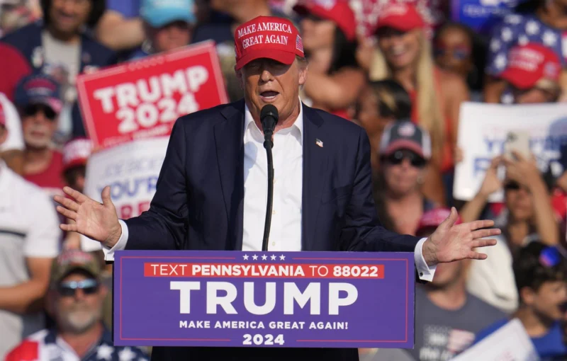 donald trump Republicans - Hakeem Jeffries says Democrats will flip Donald Trump districts