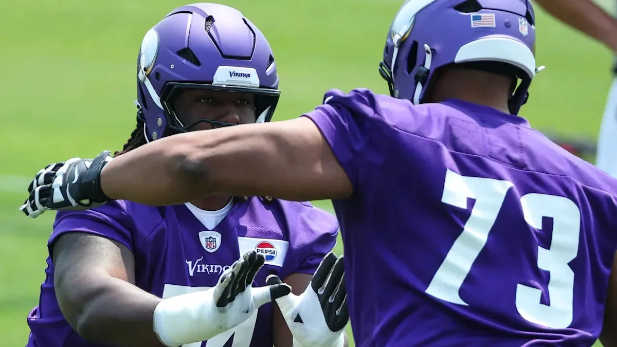 Vikings guard Donovan Jackson likely out for season with knee injury
